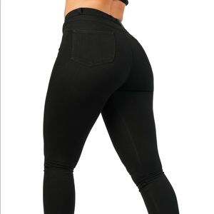 Fitjeans - 360 High Waisted Black - Medium - NWT